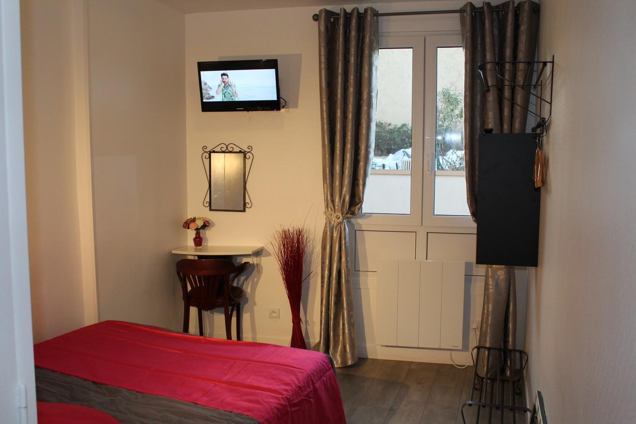 Le Kleber Hotel Montreuil  Bagian luar foto